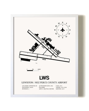 Lewiston / Nez Perce County Airport airport map poster in oak frame