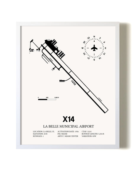 La Belle Municipal Airport airport map poster in oak frame